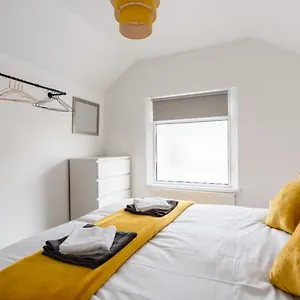 https://free-parking-near-city-centre-by-sweet-stays.cardiffhotelswales.com